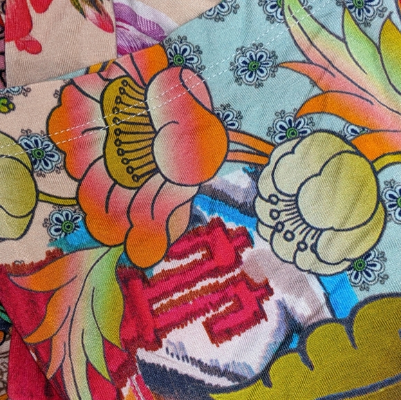 COPY - JOHNNY WAS BEAUTIFUL FLOWER COTTON SHORT SLEEVE TUNIC - Picture 2 of 4